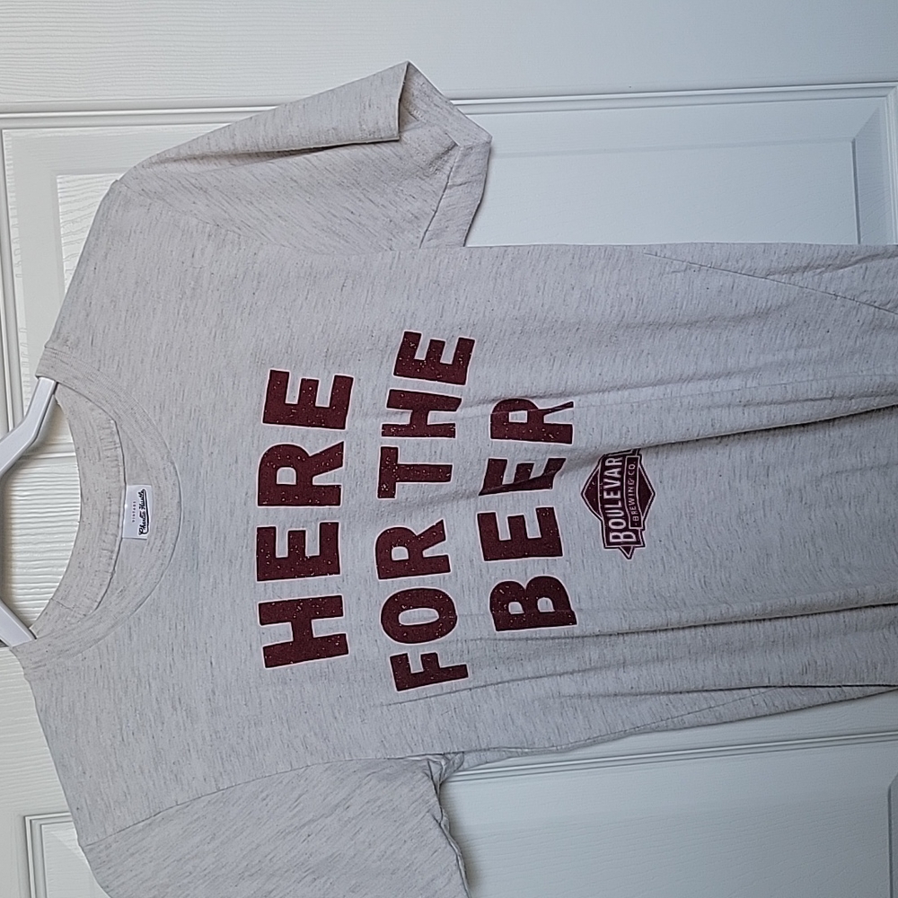Charlie Hustle Here for the Beer Boulevard tshirt small